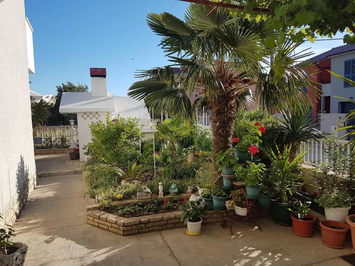 Apartmani Slavica Biograd Na Moru Zewnętrze zdjęcie