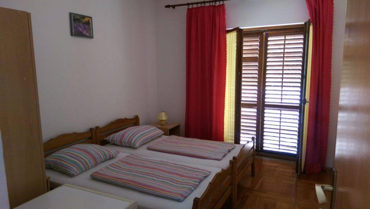 Apartmani Slavica Biograd Na Moru Zewnętrze zdjęcie
