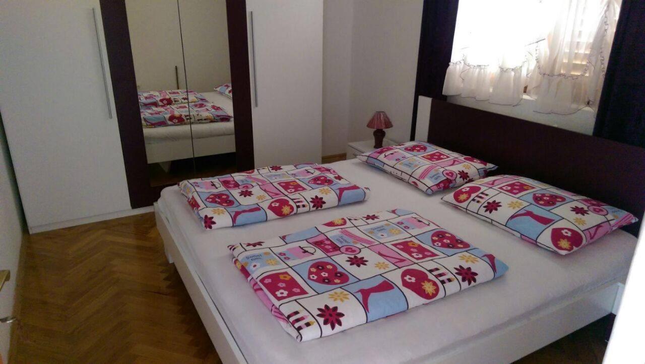 Apartmani Slavica Biograd Na Moru Zewnętrze zdjęcie