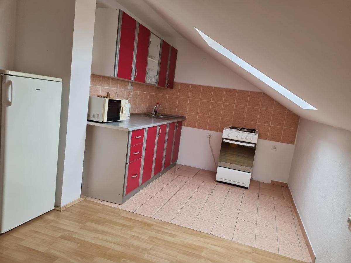 Apartmani Slavica Biograd Na Moru Zewnętrze zdjęcie
