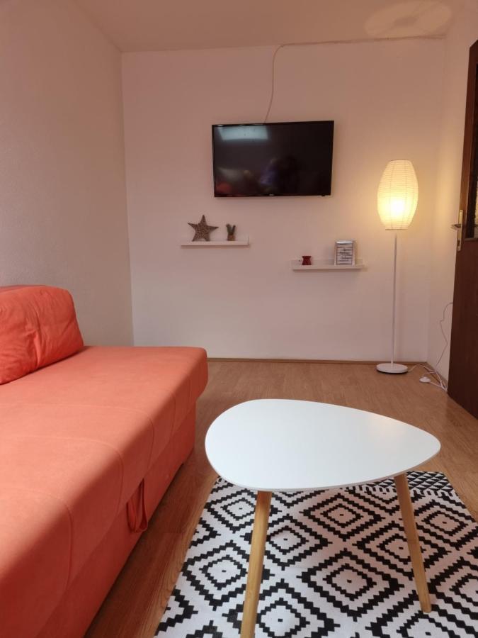 Apartmani Slavica Biograd Na Moru Zewnętrze zdjęcie